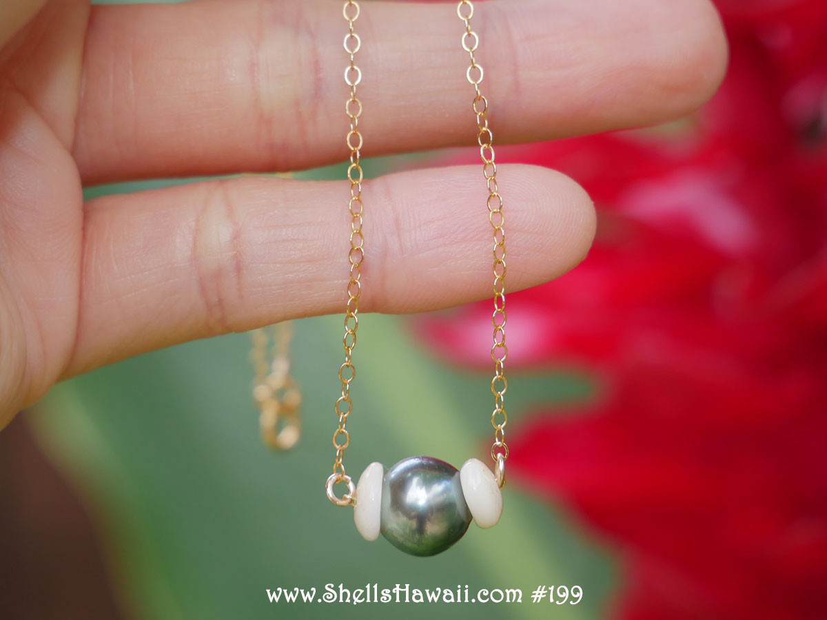 Hawaiian Lei White Galatea Pearl Pendant with 18-Inch Chain | The Hawaii  Store