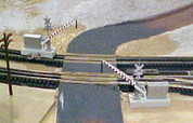 Atlas O 3-rail 63" Railroad Crossing for curved sectional track