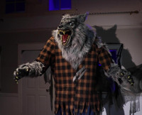 7.5' Life Size Animated Digiteye Hulking Werewolf Halloween Prop Decor