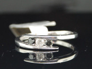 LADIES .925 STERLING SILVER BLACK & WHITE DIAMOND BAND RING 0.25CT