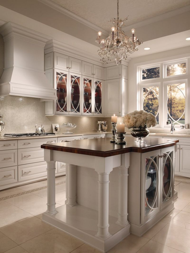 Romas Spindle as Island Detail KraftMaid