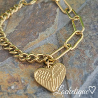 LUXE SS DANGLE BRACELET - WINGS HEART (GOLD)