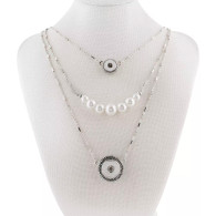 NECKLACE LAYERS - TIFANNYS PEARLS