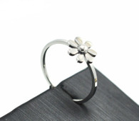 LUXE SS  DAISY RING - SILVER (S7)