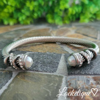 LUXE SS WIRE BANGLE - PERSIAN (PEARL)