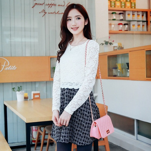 Lace Stitching Woolen Umbrella Dress