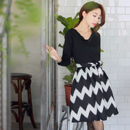 Geometric Pattern V Neck Bandage Dress