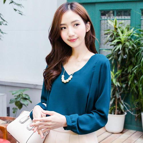 Necklace Long Sleeve Blouse