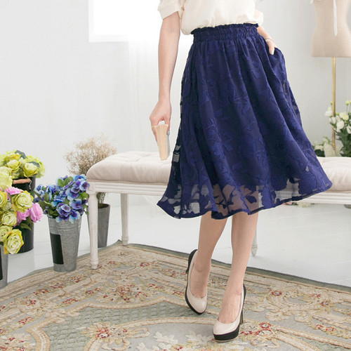 Solid Color Jacquard Knee-Length Skirt