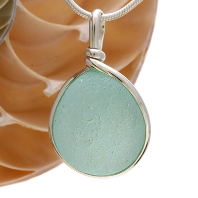sea glass jewelry necklaces