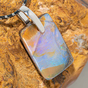 IRIDESCENT YOU STERLING SILVER SOLID AUSTRALIAN BOULDER OPAL NECKLACE
