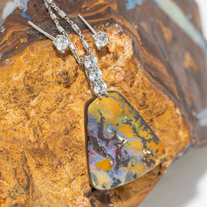 A YELLOW MIST STERLING SILVER SOLID AUSTRALIAN BOULDER OPAL NECKLACE
