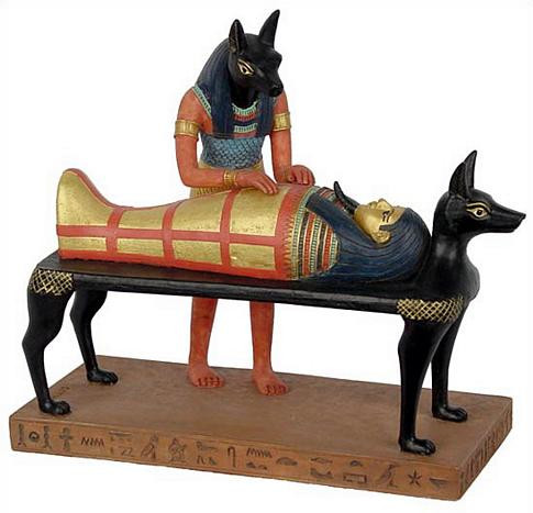 Mummification Sculpture: Tomb of Senneden, Luxor, Egypt. 19th. Dynasty 1290-1224 B.C. - Photo Museum Store Company