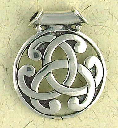 Celtic Weave Pendant on Cord : Celtic and Irish Collection - Photo Museum Store Company