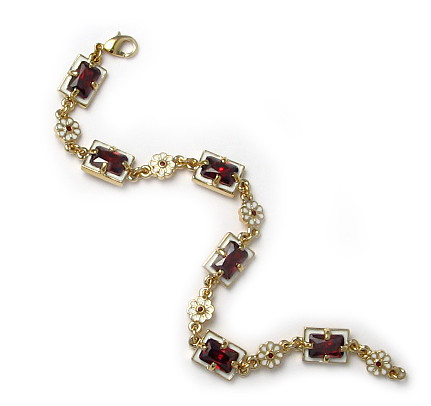 Elizabethan Bracelet - Museum Shop Collection - Museum Company Photo