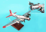 B-17g Fortress Silver 1/72 Blood And Guts  - US ARMY AIRCRAFT (USA) - Museum Company Photo
