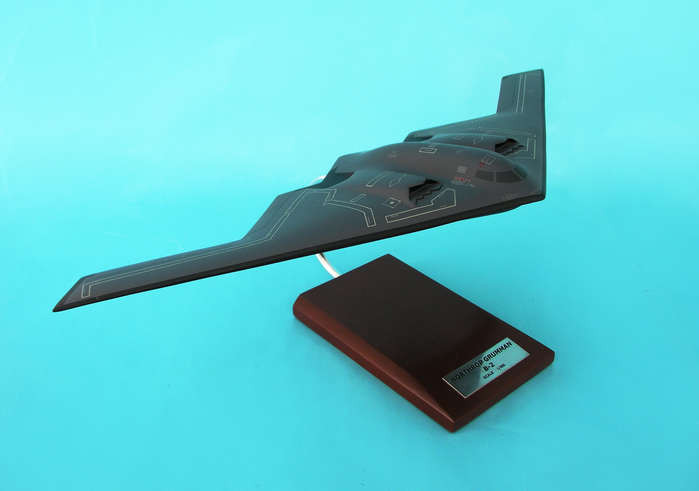 B-2 Stealth Bomber 1/100 - United States Air Force (USA)