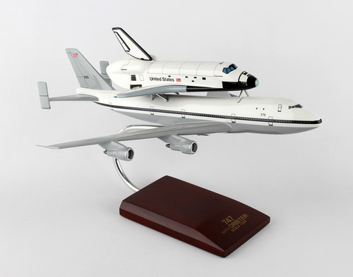 B-747 With Shuttle 1/200 Discovery  - Space Vehicle - Museum Company Photo
