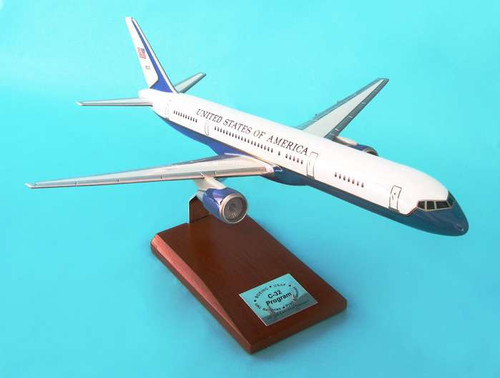 C-32a 757-200 USAF 1/100  - United States Air Force (USA) - Museum Company Photo