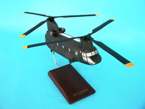 CH-47d Chinook 1/48  - US ARMY AIRCRAFT (USA) - Museum Company Photo