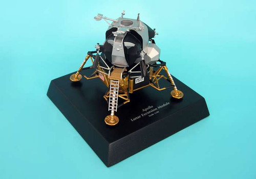 Lunar Excursion Module 1/48  - Space Vehicle - Museum Company Photo