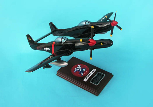 P/F-82g Twin Mustang 1/32  - United States Air Force (USA) - Museum Company Photo