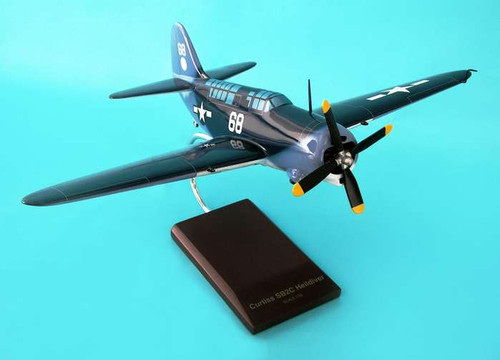 SB2C-4 Helldiver Usn 1/32  - US Navy (USA) - Museum Company Photo