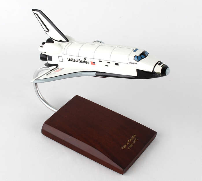 1/200 スペースシャトル エンタープライズ イントレビッド博物館 ホビーマスター 1/200 スペースシャトル・オービタ