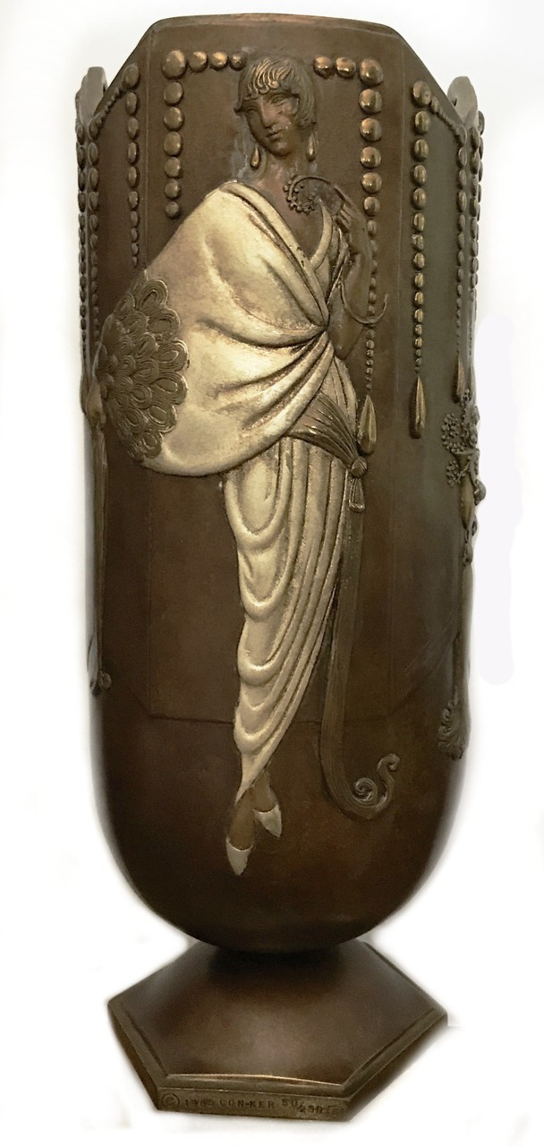 Erte-Urn-1__08011.1534271361.