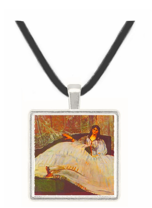 Lady with fan by Manet -  Museum Exhibit Pendant - Museum Company Photo