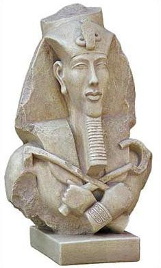 Bust of Akhenaton - Egyptian Museum, Cairo,  1365BC - Photo Museum Store Company