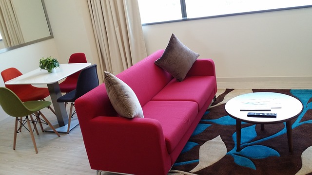 5 Tips For Designing Your Living Room Around A Red Leather Sofa
