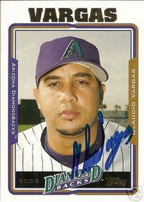 Los Angeles Dodgers Claudio Vargas Signed 05 Topps Card