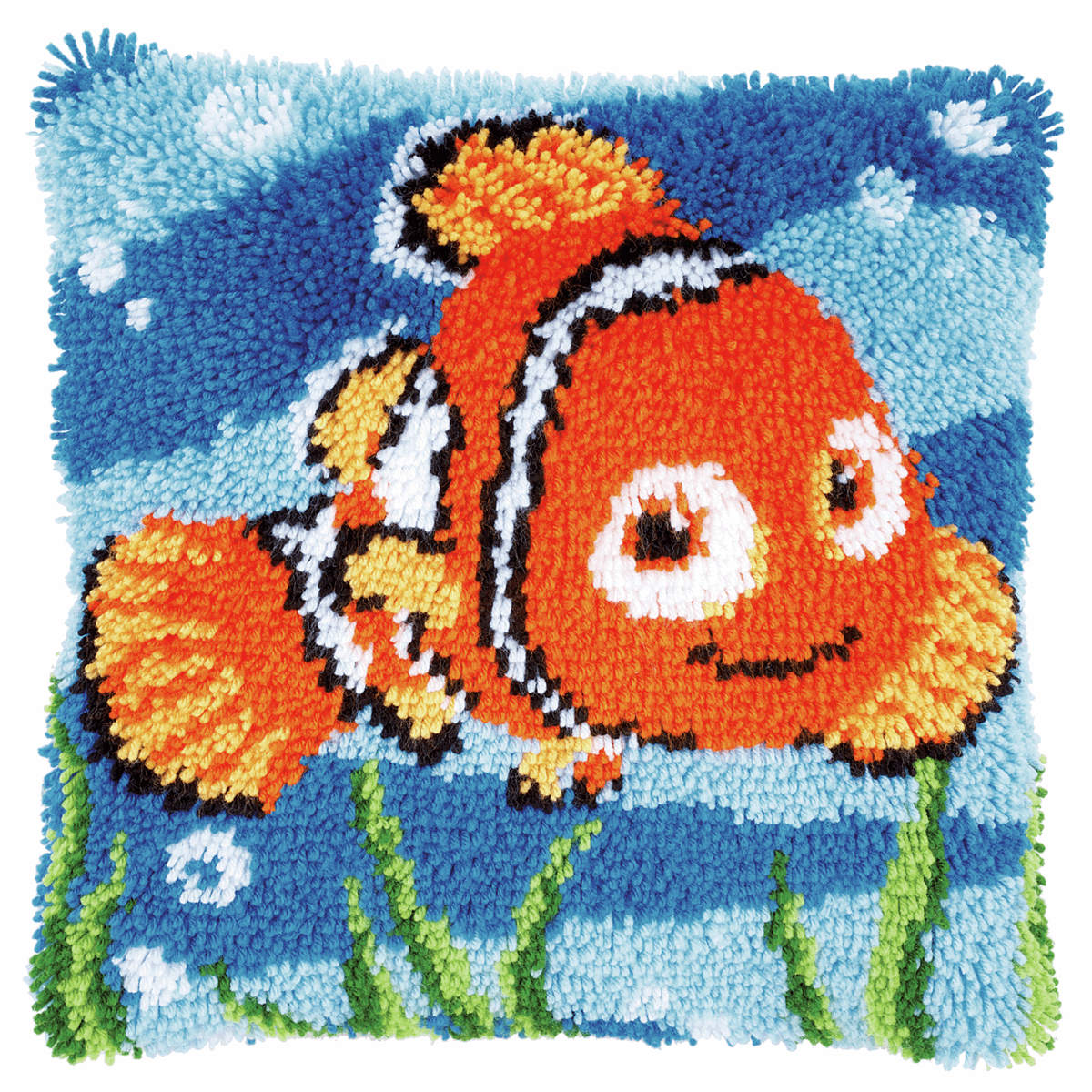Latch Hook Kit Cushion Disney Nemo By Vervaco MariesCrossStitch.co.uk