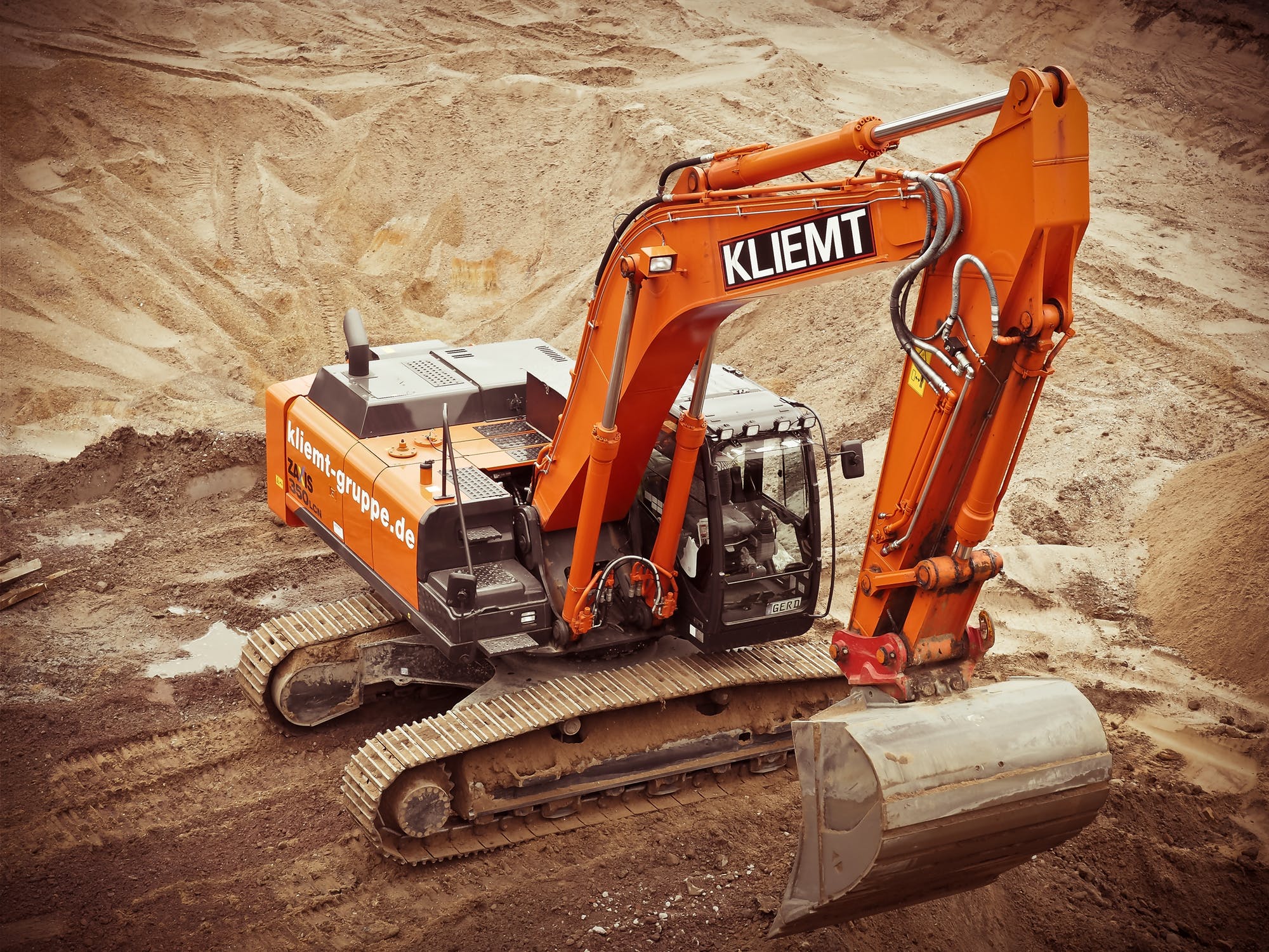 Tips for Safely Operating Heavy Farm Machinery