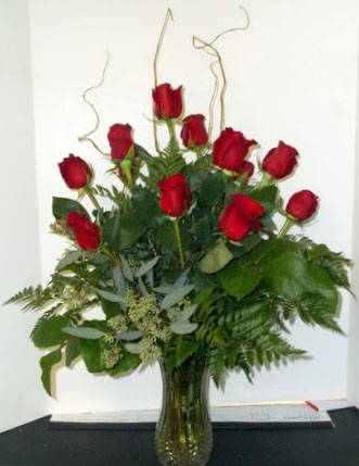 dozen-red-roses.jpg