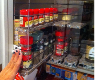 Pull Out Spice Storage