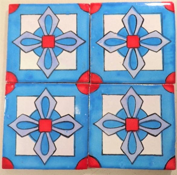 TOld (Talavera Old) in blue, red & white 4x4 