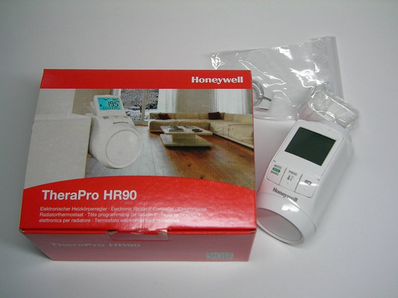 Honeywell HR90 TheraPro Electronic Radiator Controller - Climatedoctors