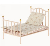 Let your Maileg friends have a sleep-over in the vintage metal bed. It comes with a soft bedding set made in our beautiful Maileg printed fabrics. It fits the smaller mice perfectly.
In stock

Size:	Mouse
Height:	3.54 in.
Width:	3.14 in.
Wash:	Surface wash
Recommended age:	+3 Year