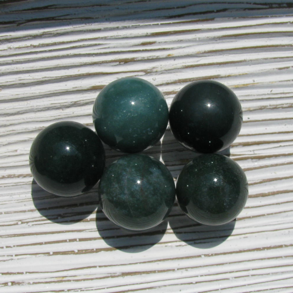 Green Moss Agate Stones | Shop Healing Green Moss Agate Crystals