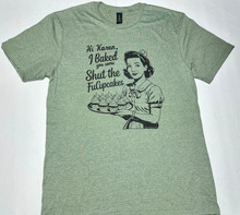 Hi Karen, Cupcakes - Men's Quality T-Shirt