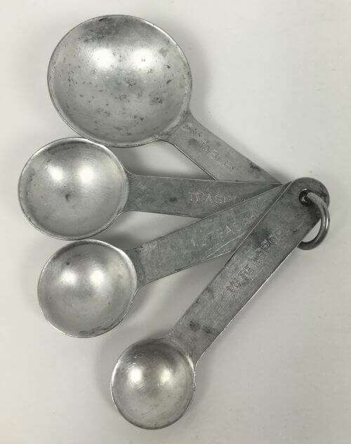 Vintage Aluminum Measuring Spoons Set of 4