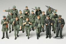 WWII German Infantry - 1/48 On Manuevers