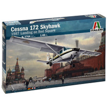 ITALERI CESSNA 172 SKYHAWK 1987 LANDING ON RED SQUARE