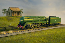 Gopher Models N Scale C38 Class Loco NSWGR 3801 Streamliner "Newcastle Flyer"