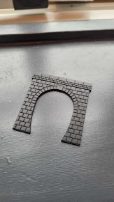 N gauge model railway tunnel entrance.  (2 PCE )