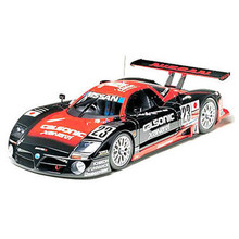 TAMIYA 1/24 NISSAN R390 GT1