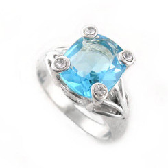 Sterling Silver Four Points Crystal Prongs Cocktail Ring, Blue