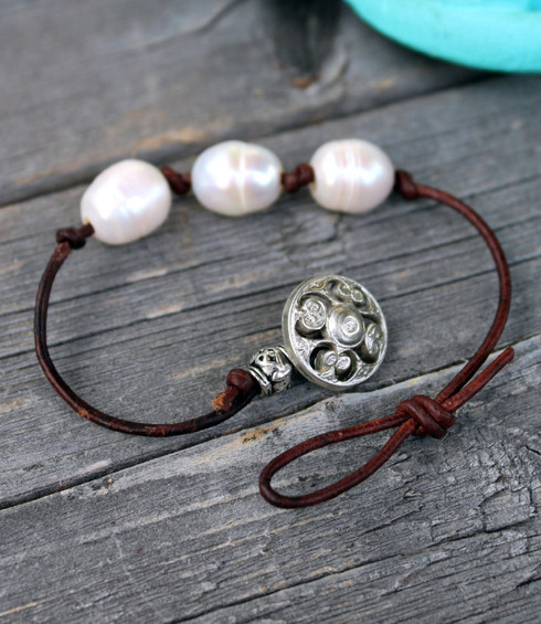 Leather bracelets with pearls Clearance